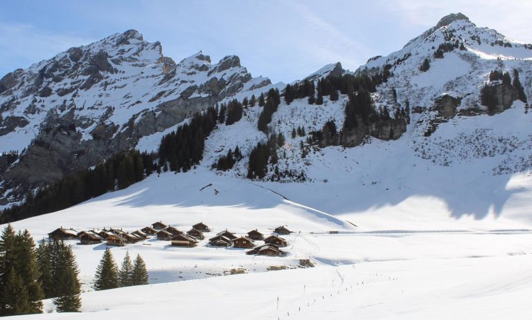 28 février 2026 – Traversée entre chalets d’alpage endormis et ruisseaux silencieux